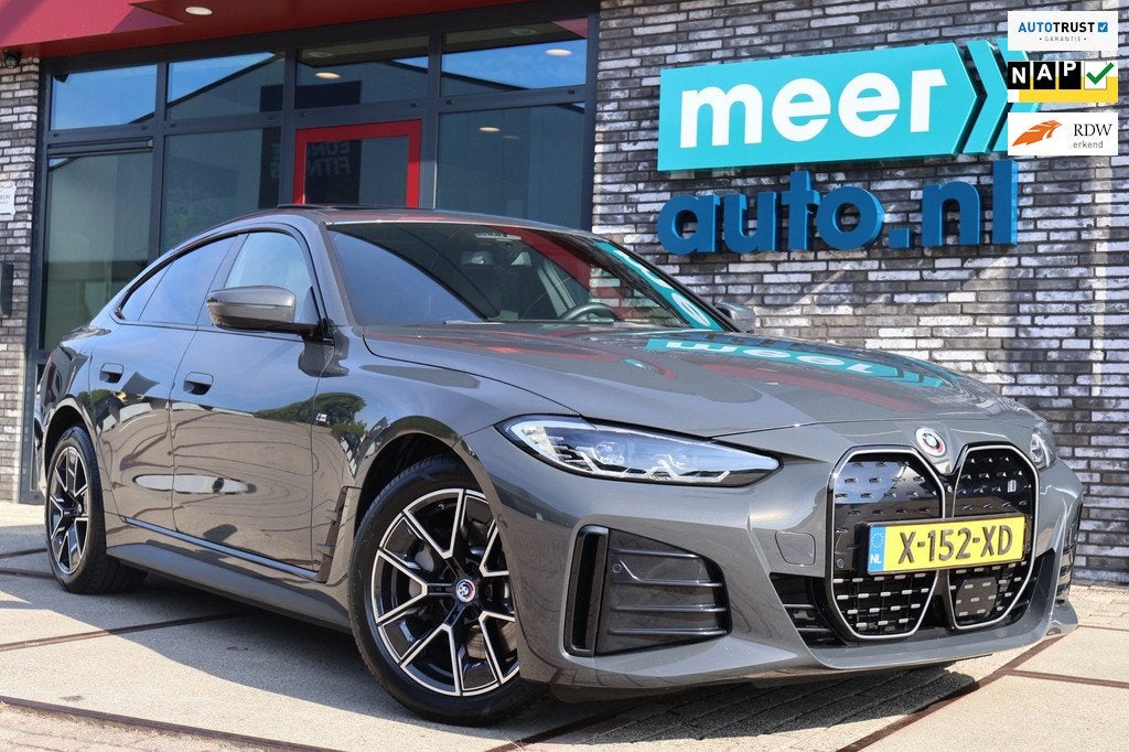 BMW I4 40 84 kWh High Executive M-SPORT l SOH 96,4% l H/K l, Auto's, BMW, Achterwielaandrijving, Gebruikt, 590 km, 340 pk