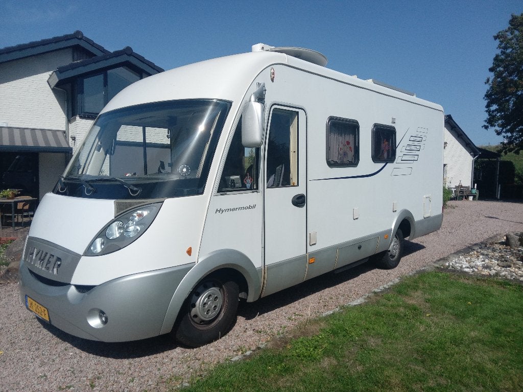 Hymer B654 Integraal - Comfortabel, ruim, lage km!, Caravans en Kamperen, Campers, Integraal, Ringverwarming, Fiat, 6 tot 7 meter