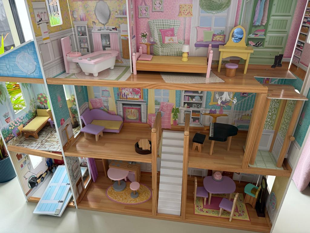 Groot KidKraft Poppenhuis met Meubels - Kleine Onderhoud Nod, Kinderen en Baby's, Speelgoed | Poppenhuizen, Ophalen, Gebruikt