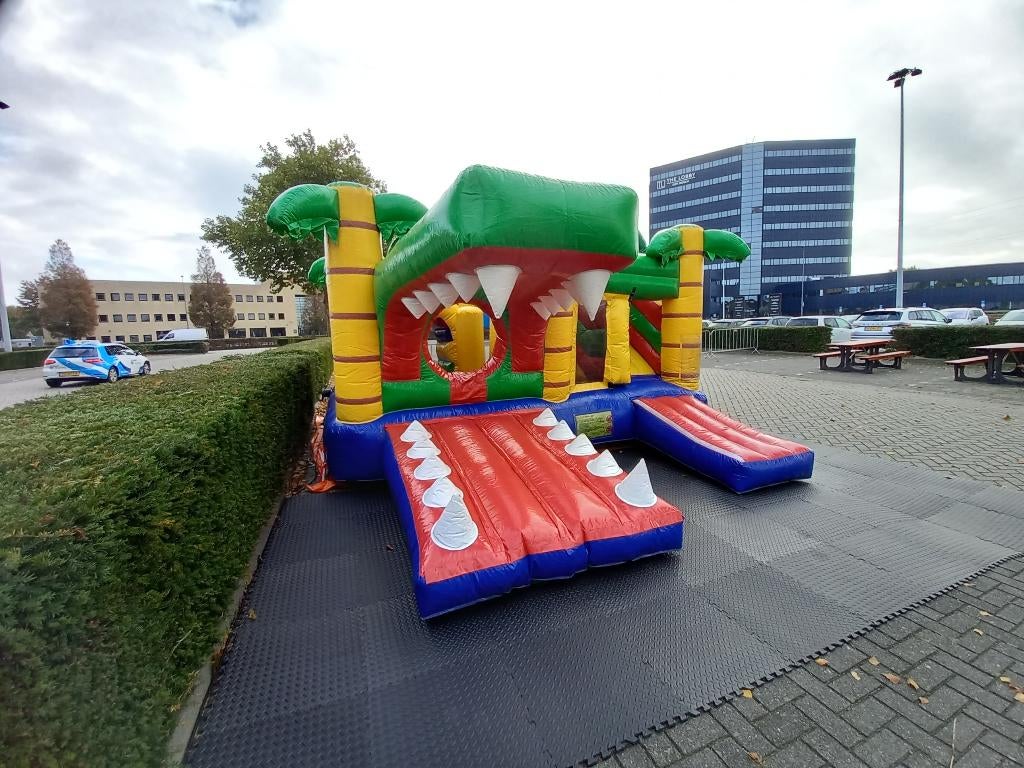 Springkussen en schuimparty te huur, Verzenden, Zo goed als nieuw, Overige