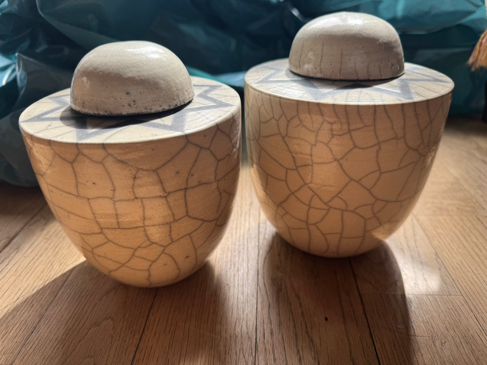 Exclusieve set Raku keramiek – Handgemaakte mini-urnen, Ophalen of Verzenden