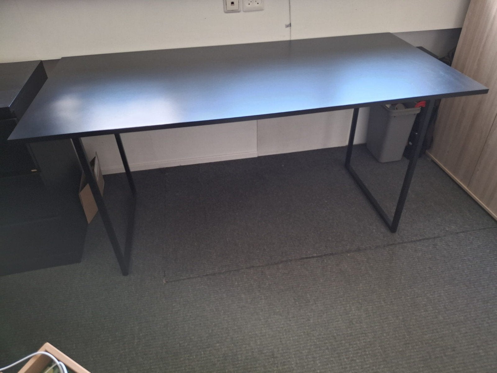 Ikea bureau zwart, Ophalen, Zo goed als nieuw