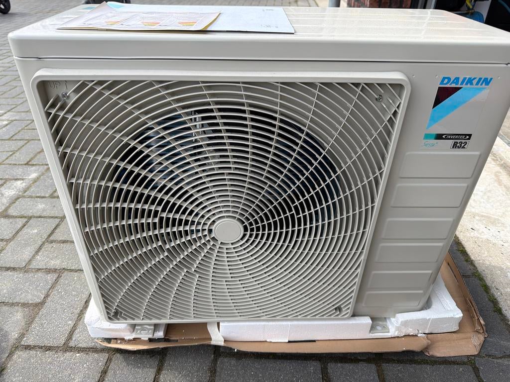 Nieuw Daikin Buitenunit 2,5 kW Airco ARXC25BV1B, Witgoed en Apparatuur, Airco's, Nieuw, Wandairco, Minder dan 60 m³, 3 snelheden of meer