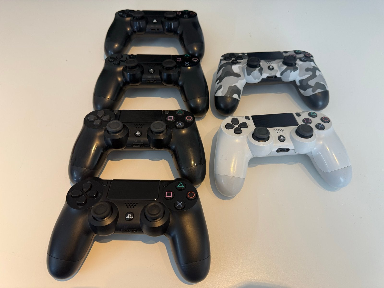 PlayStation 4 en 5 controllers, Spelcomputers en Games, Ophalen of Verzenden, Gebruikt, Controller, PlayStation 4