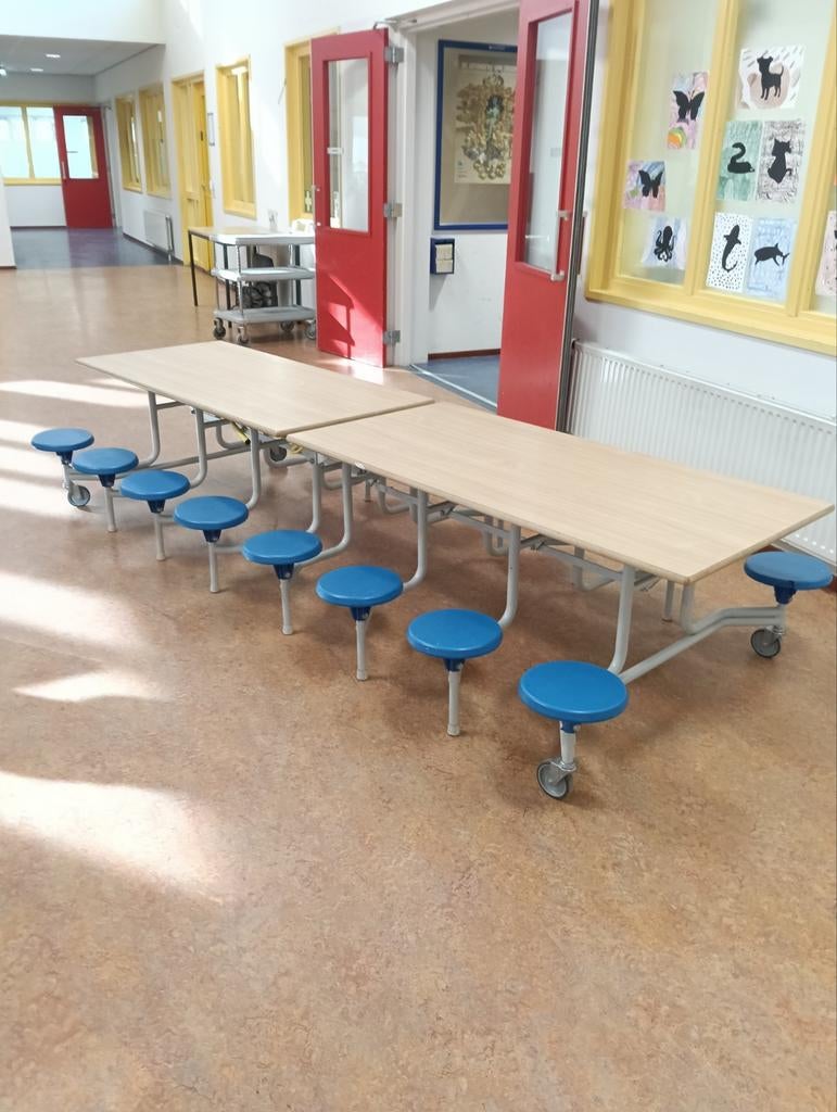 Tafel met krukjes, Huis en Inrichting, Ophalen, Gebruikt, 200 cm of meer, 50 tot 100 cm