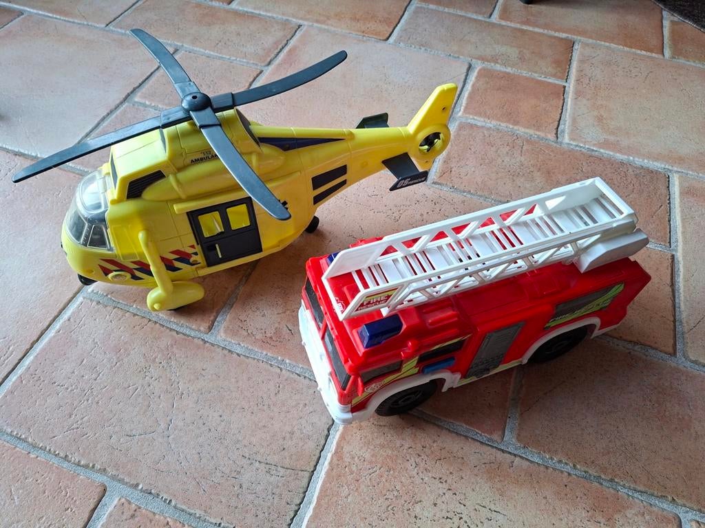 Speelgoed: Ambulance Helikopter en Brandweerwagen, Ophalen, Gebruikt