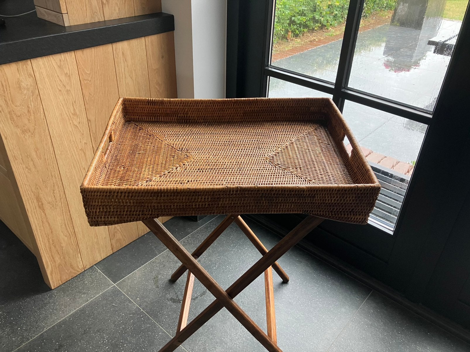 Birma rieten (thee) bijzet tafel, Ophalen of Verzenden, Zo goed als nieuw, Rechthoekig, Hout