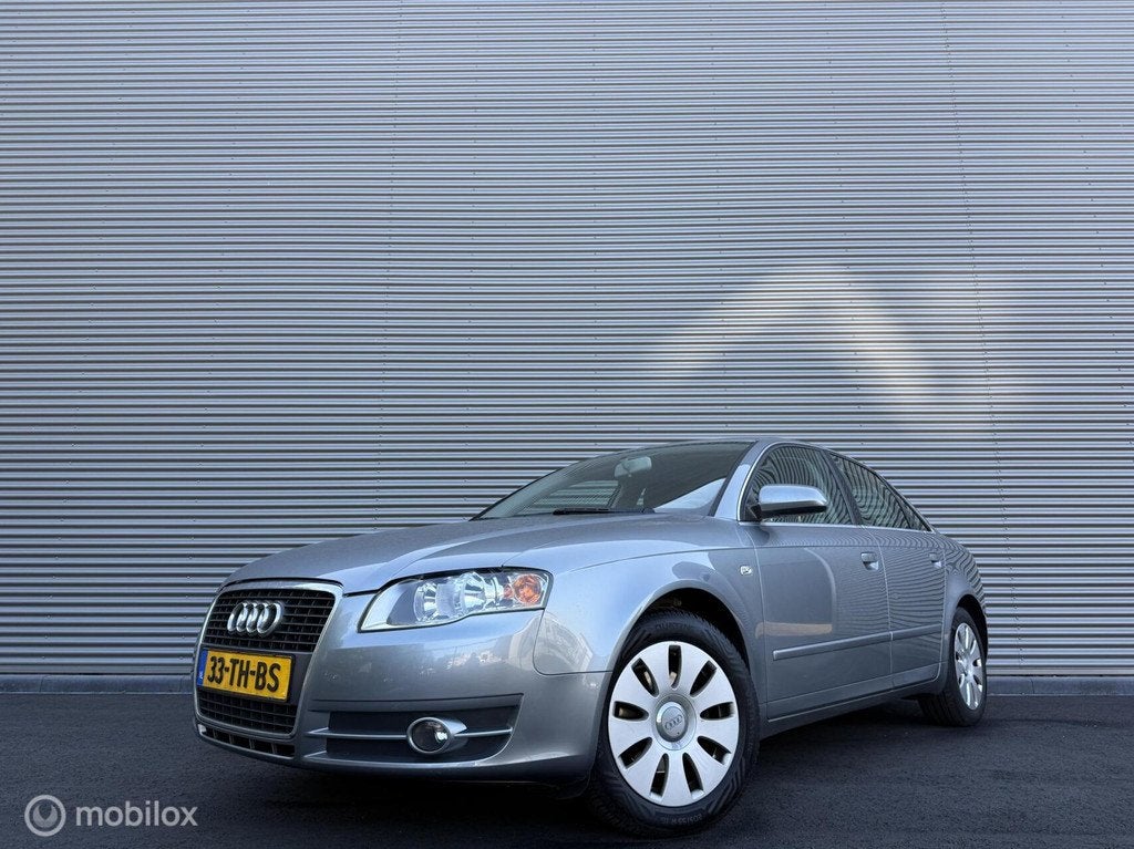 Audi A4 Limousine 2.0 Pro Line Business | Trekhaak | Clima |, Auto's, Audi, Voorwielaandrijving, Stof, Gebruikt, 4 cilinders