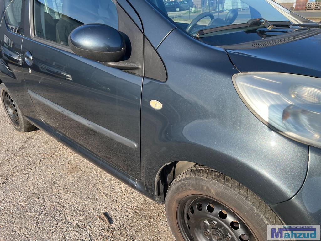 CITROEN C1 Grijs KTA rechts voorscherm 2005-2014, Auto-onderdelen, Carrosserie en Plaatwerk, Gebruikt, Citroën, Stellantis N.V.