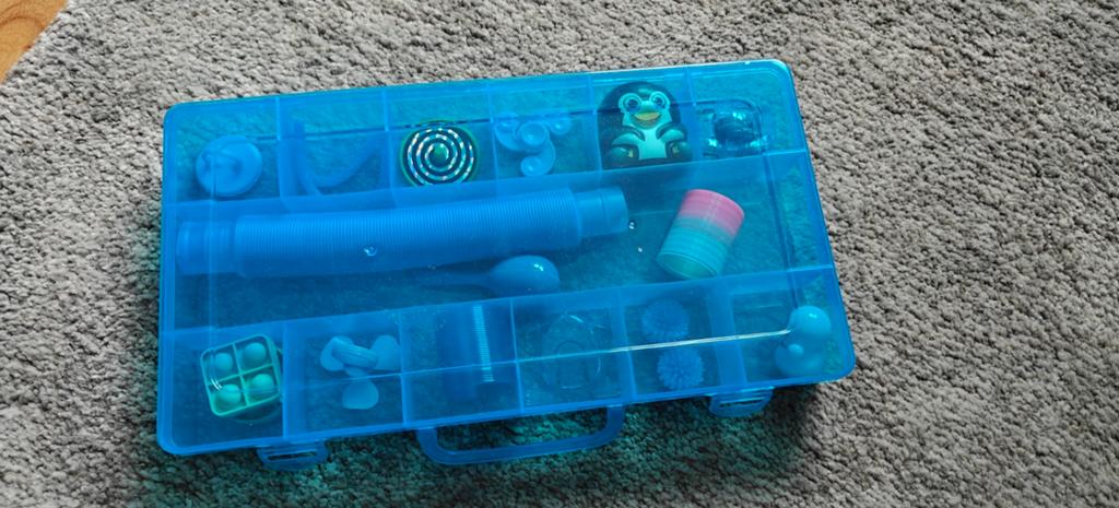 Box fidget toys, Ophalen of Verzenden, Zo goed als nieuw, Ontdekken