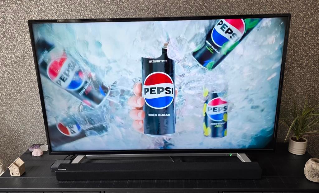 Toshiba LCD TV – 49 inch, Audio, Tv en Foto, Televisies, Ophalen, Toshiba, 50 Hz, Zo goed als nieuw