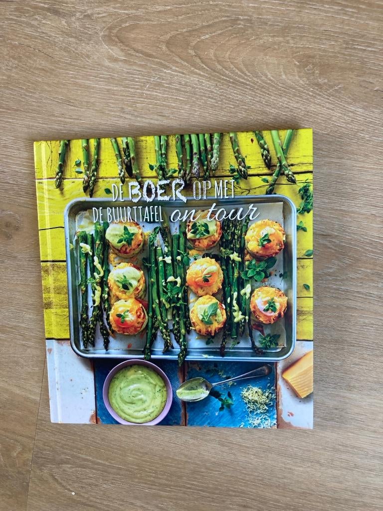 Te koop: de boer op met de buurttafel on tour (aviko)., Ophalen of Verzenden, Nieuw