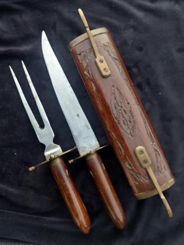 Antiek mes & vork set met inscriptie India, Antiek en Kunst, Antiek | Bestek, Ophalen of Verzenden