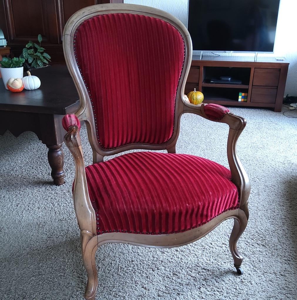 Antiek fauteuiltje, Ophalen