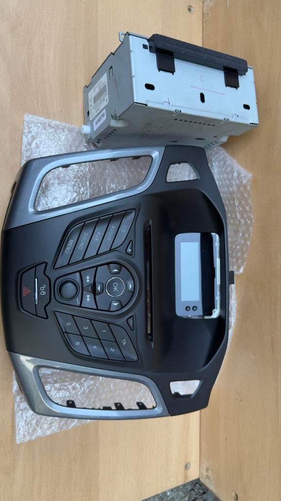 Ford focus mk3 radio compleet, Ophalen of Verzenden, Zo goed als nieuw