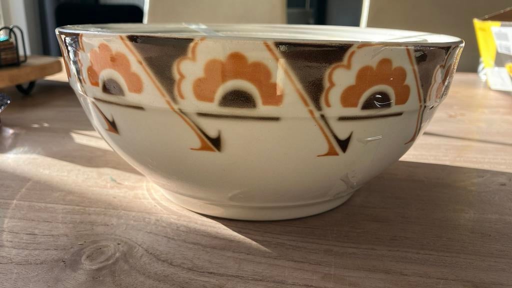 Nest schalen Maastricht art deco, Ophalen