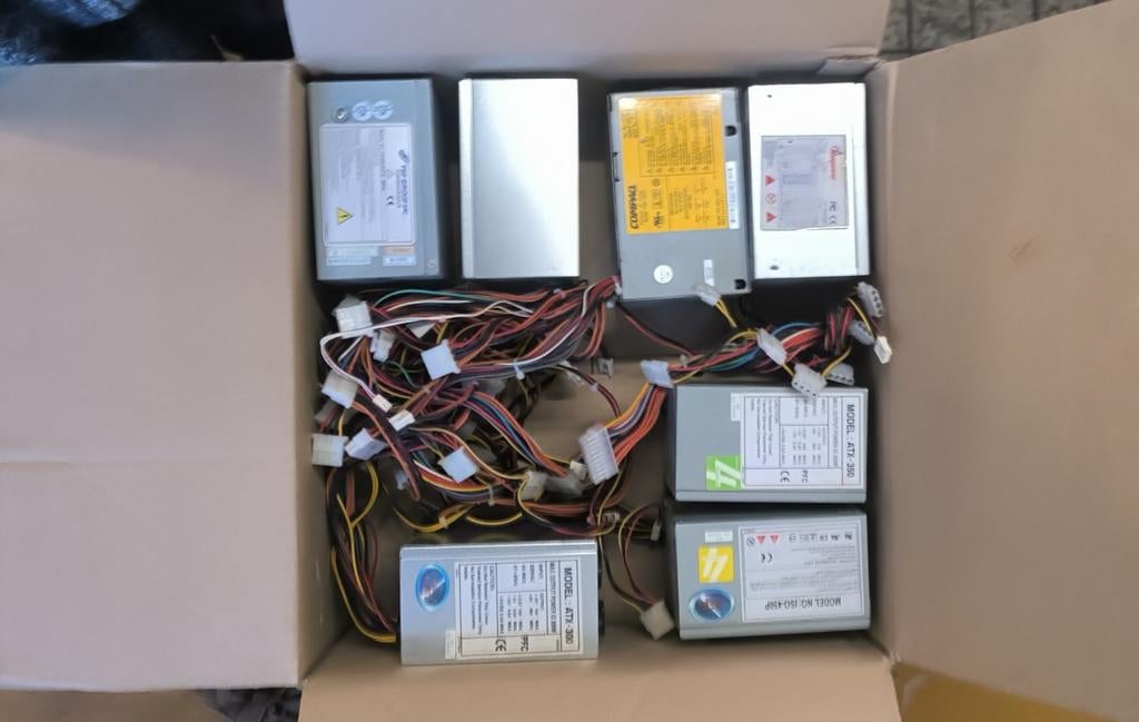 7 power supply's, verschillende merken, zie foto's, Ophalen of Verzenden