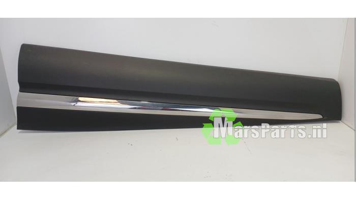 Sierstrip van een Renault Kadjar, Gebruikt, -, Renault, -