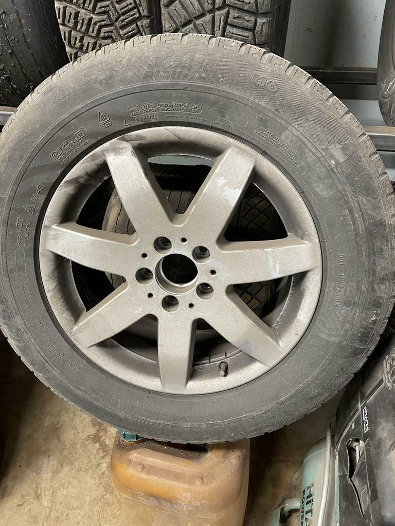 Set Michelin winterbanden Mercedes ML, Ophalen, Gebruikt, 17 inch, Winterbanden