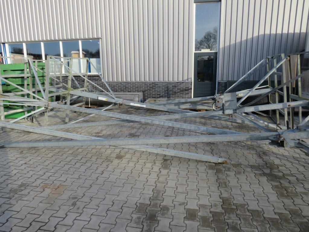 lichtmast kokermast uitschuifbaar met voet en lampen, Ophalen, Gebruikt, Met statief, Zandhaarweg