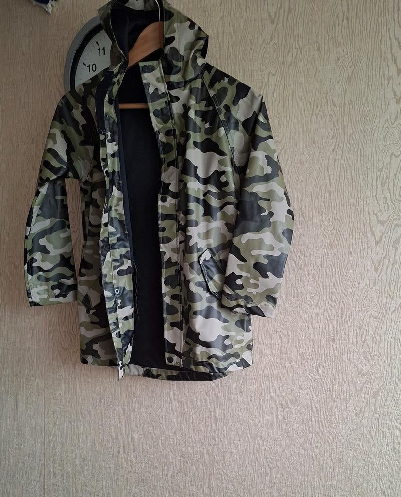 Herfst/ Lente jas voor jongens maat 140. Gratis, Ophalen, Zo goed als nieuw, Onbekend, Jongen of Meisje