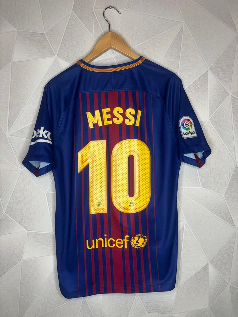 FC Barcelona Thuis 2017/2018 Messi, Sport en Fitness, Voetbal, Zo goed als nieuw, Shirt, Maat M, Ophalen of Verzenden
