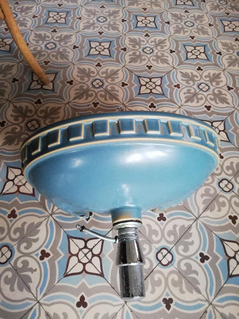 Uniek fonteintje bijzondere vorm en aparte blauwe kleur, Antiek en Kunst, Ophalen