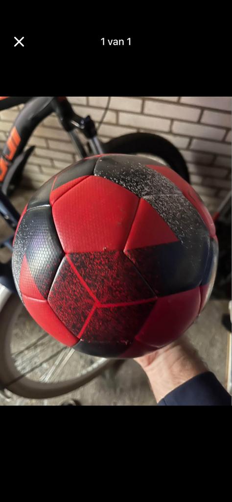 Zaalvoetbalbal - Perfect voor indoor voetbal, Sport en Fitness, Voetbal, Maat L, Ophalen of Verzenden, Gebruikt, Bal