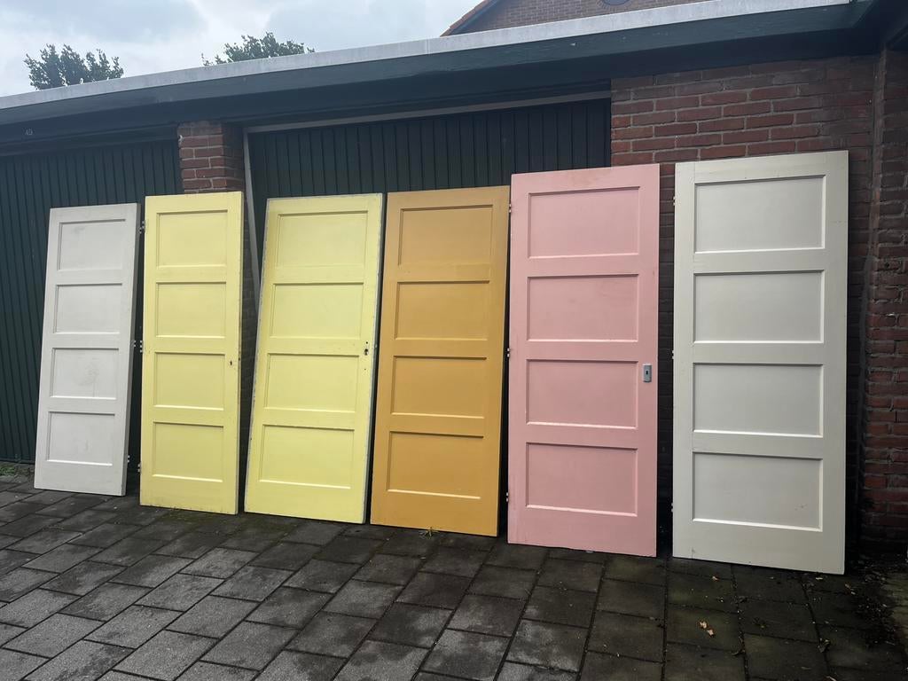 Diverse oude 4-vaks paneeldeuren +-201cm hoog, Doe-het-zelf en Verbouw, Ophalen, Gebruikt