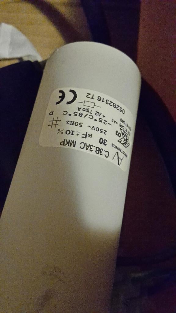 Arcotronics C.3B.3AC MKP condensator, 30µF, 250V~ 50Hz., Ophalen of Verzenden, Nieuw