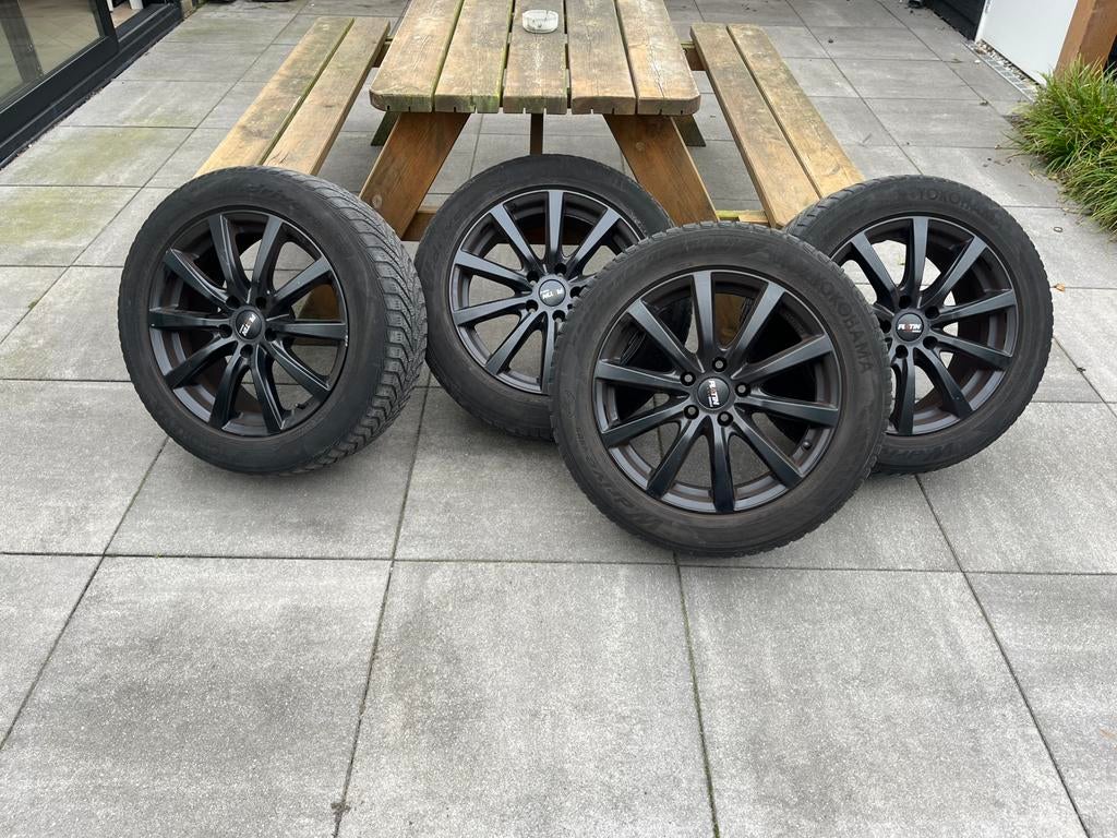 Platin Velgen / Audi Q2 215/55/R17, Auto-onderdelen, Banden en Velgen, Ophalen, Velg(en), 17 inch, Winterbanden
