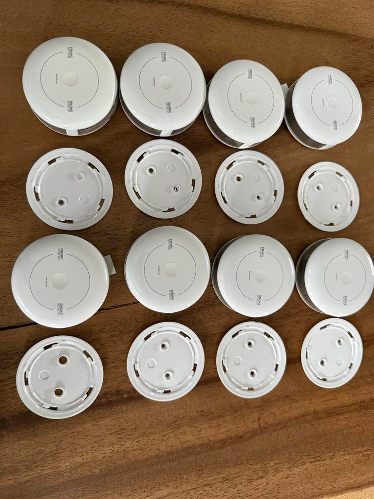 Fibaro Rookmelders Zwave Plus - 30 euro per stuk, Gebruikt, Detector, Sensor of Melder, Ophalen of Verzenden, Rook