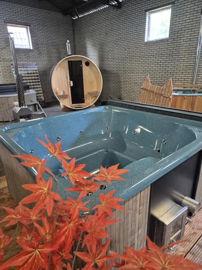 Showroommodel | Luxe Square Hottub, Ophalen of Verzenden, Zo goed als nieuw, Trap, Vast