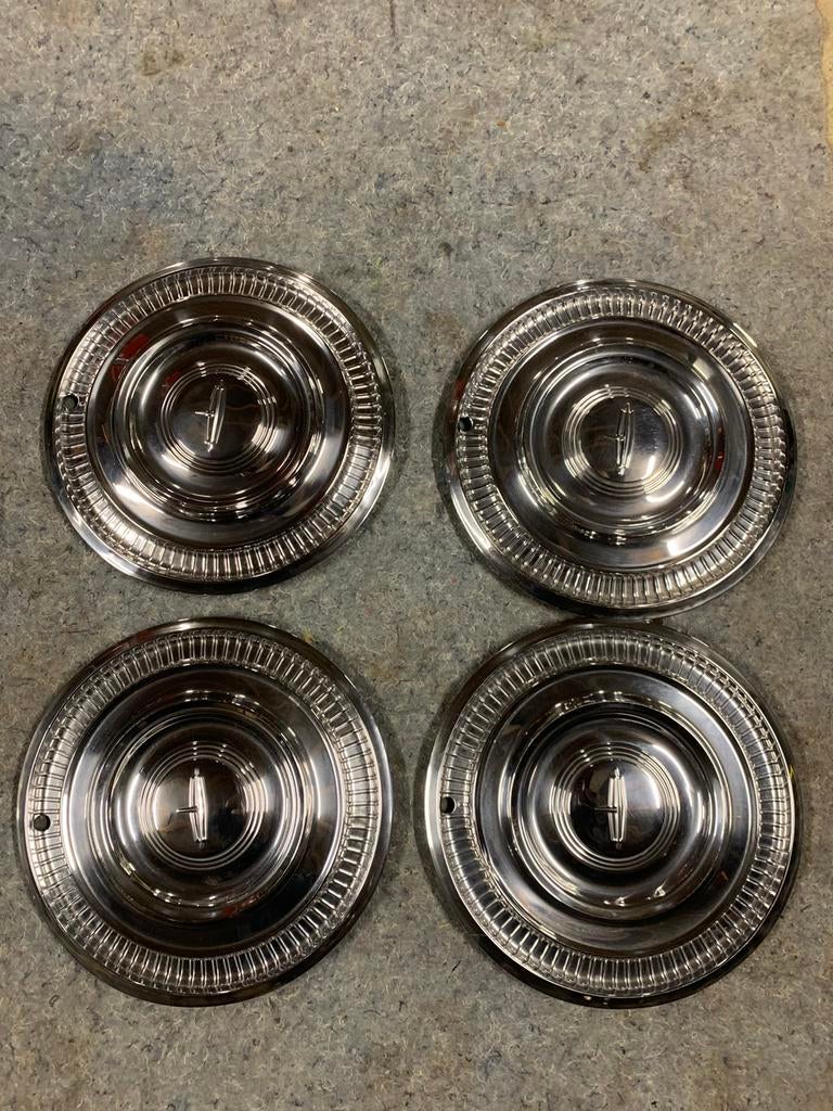 Set wieldoppen hubcaps 1963 Oldsmobile Starfire 14”., Ophalen of Verzenden, Gebruikt, Oldsmobile