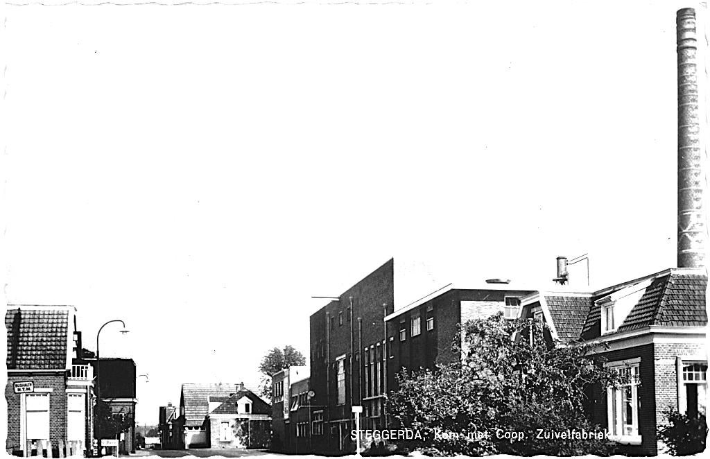 700532 Steggerda Coop Zuivelfabriek Melkfabriek onbeschreven, Verzamelen, Ansichtkaarten | Nederland, Ophalen of Verzenden, 1960 tot 1980