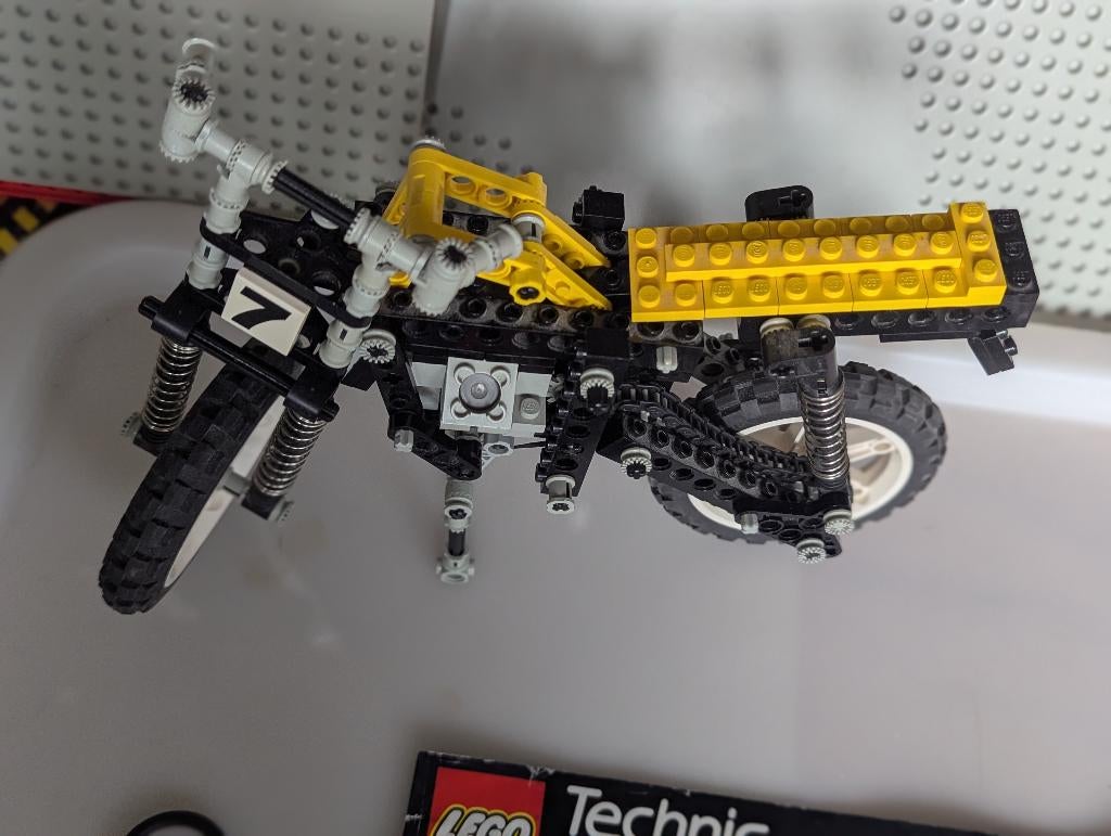 LEGO Technic 8838 - Shock Cycle  - Klassieke Crossmotor, Kinderen en Baby's, Speelgoed | Duplo en Lego, Gebruikt, Lego, Complete set
