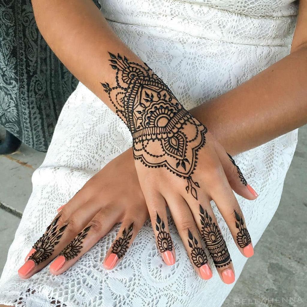 Henna Tattoo Zetten – Bruids Henna & Mehndi - Body art!, Ophalen, Nieuw, Zwart, Accessoires