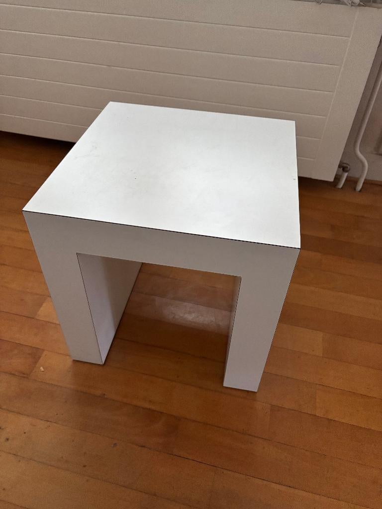 Wit tafeltje, Ophalen, Minder dan 45 cm, Minder dan 55 cm, Gebruikt