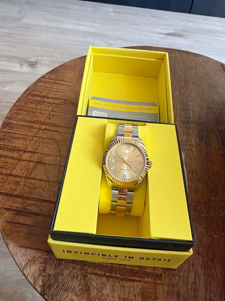 Invicta horloge, Sieraden, Tassen en Uiterlijk, Horloges | Dames, Ophalen of Verzenden, Nieuw, Polshorloge, Staal