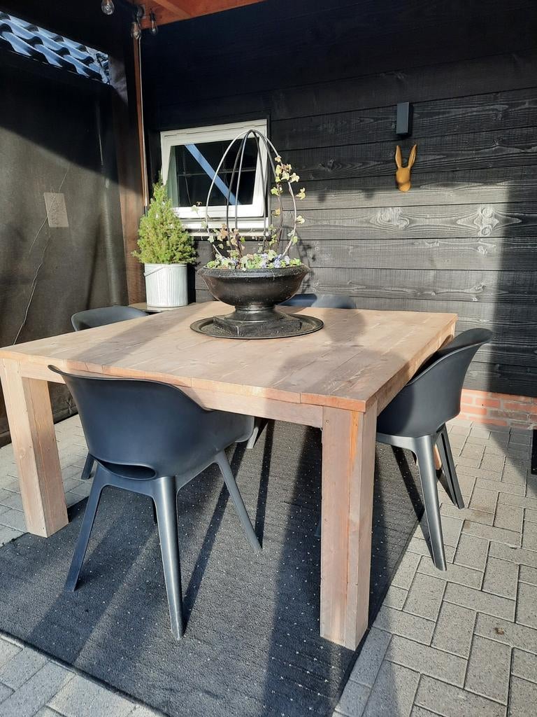 Tuintafel buitentafel 140 x 140 steigerhout, Tuin en Terras, Tuinsets en Loungesets, Ophalen, Gebruikt, Eettafel, Steigerhout