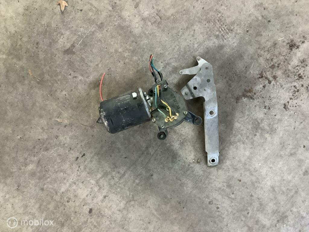 Volvo ruitenwissermotor 140 142 144 164 271863, Ophalen of Verzenden, Gereviseerd