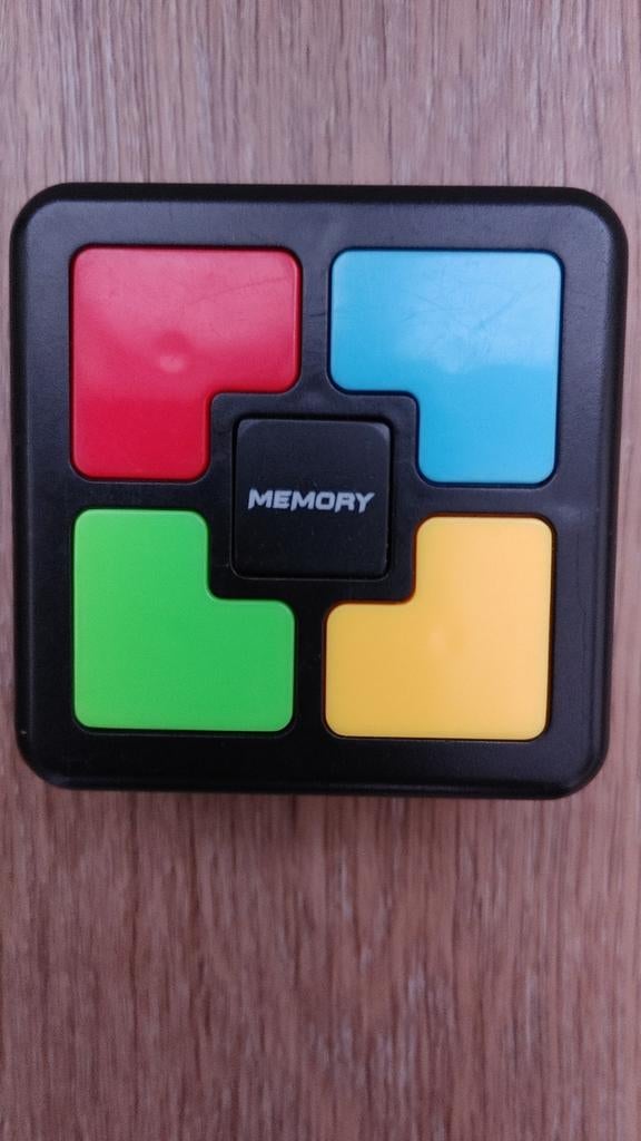 Geheugentrainer - geheugenspel - braintrainer, 1 speler, Ophalen of Verzenden, Vanaf 7 jaar
