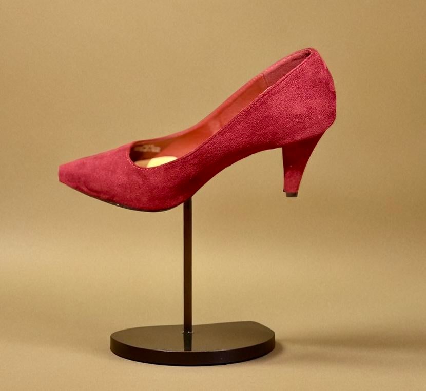 Elegante bordeaux pumps, maat valt klein, Ophalen of Verzenden, Zo goed als nieuw, Rood, Pumps