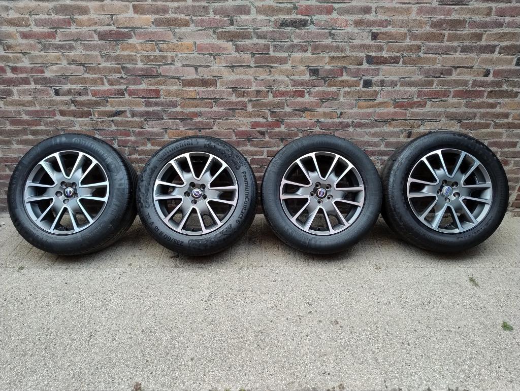 Originele velgen VOLVO 18 inch XC60, Auto-onderdelen, Banden en Velgen, Ophalen, 18 inch, Velg(en), 235 mm