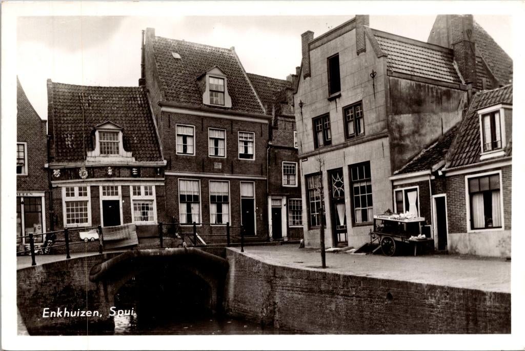 Enkhuizen - Spui, Ophalen of Verzenden, 1960 tot 1980, Ongelopen, Noord-Holland