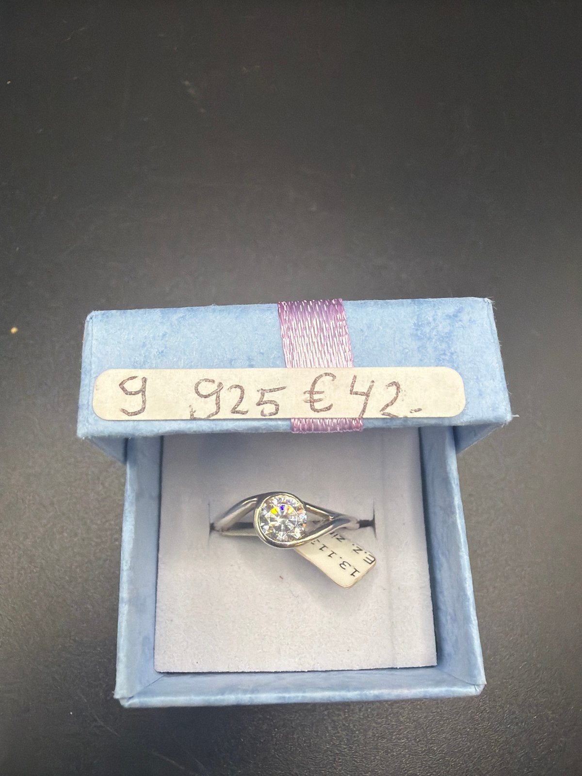 Zilveren ring met zirkonia steen - Maat 17-18, Met kristal, Ophalen of Verzenden, Zo goed als nieuw, X
