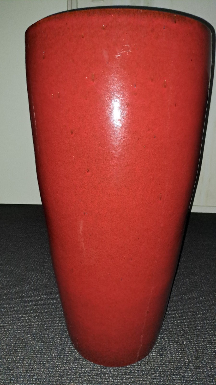 Mooie robuuste hoge vaas in hoogglans donker rood/bruin, Ophalen, Rond, Minder dan 25 cm, Tuin