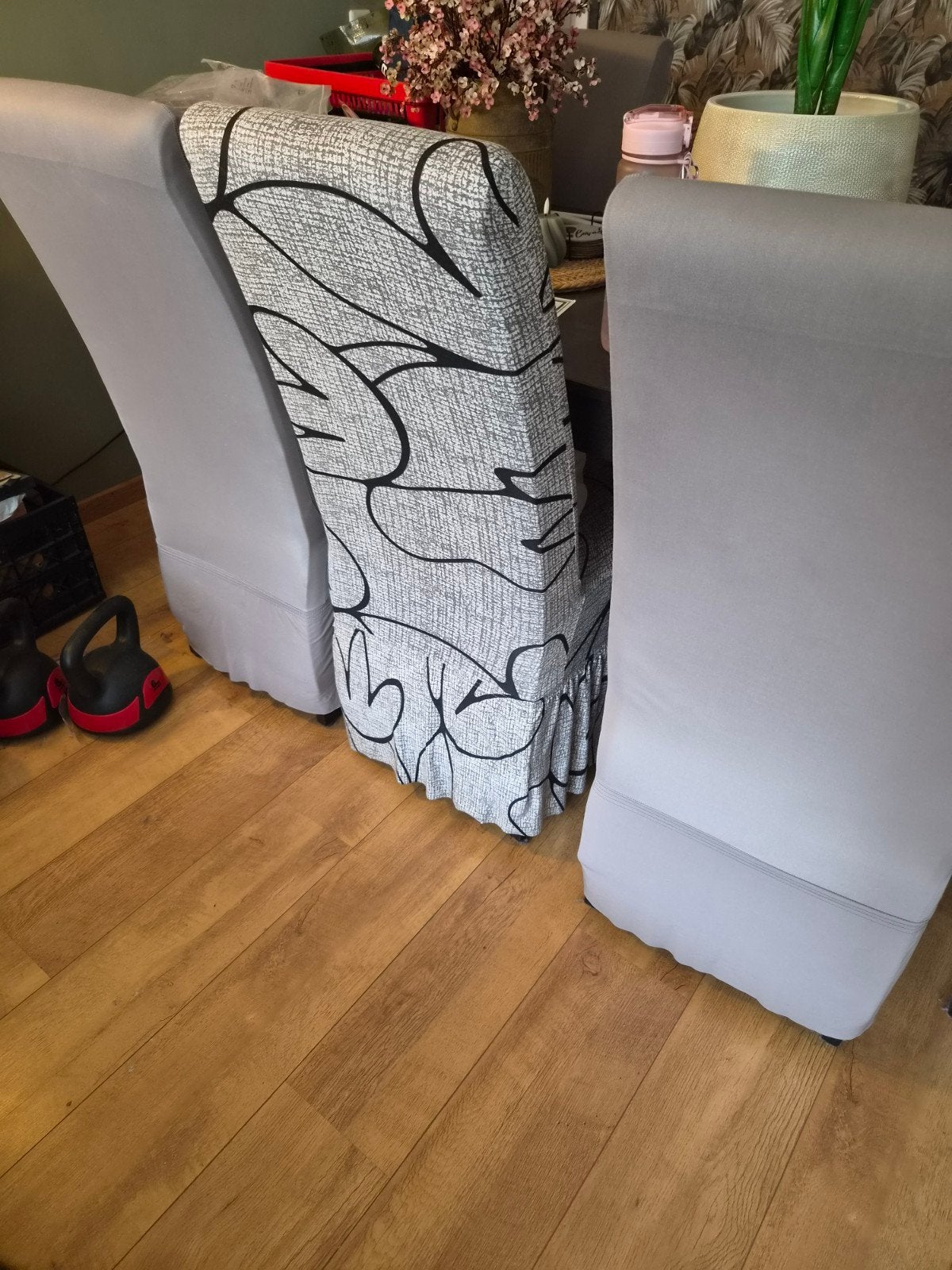 6 eetkamerstoelen met hoezen, gratis af te halen, Huis en Inrichting, Ophalen, Gebruikt, Vijf, Zes of meer stoelen, Stof