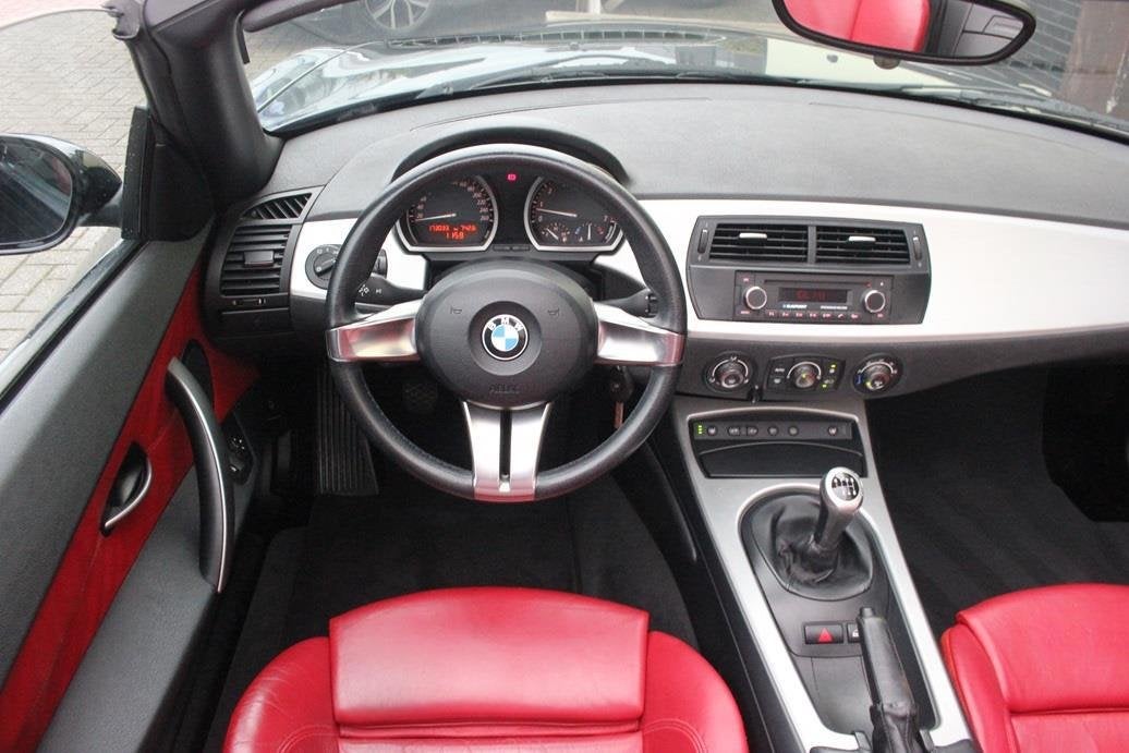 BMW Z4 Roadster 2.5i Executive | 18 Inch | M Sportstoelen |, Auto's, BMW, Achterwielaandrijving, Gebruikt, 2497 cc, Cabriolet