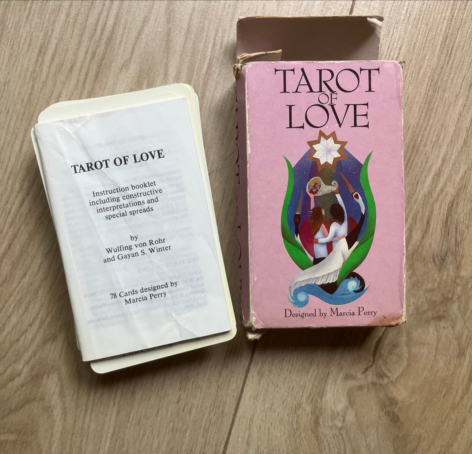Tarot of Love - Marcia Perry, Boeken, Ophalen of Verzenden, Gelezen, Tarot of Kaarten leggen, Overige typen